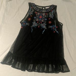 Lauren Conrad flowy tank